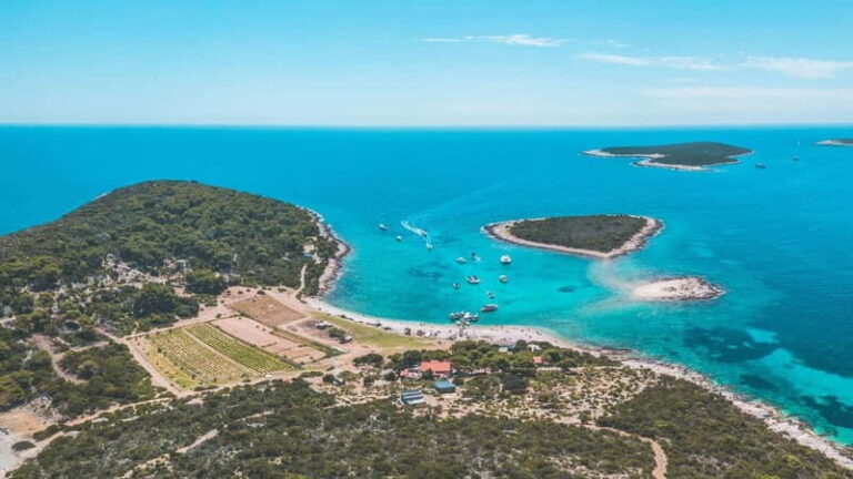 From Split/Trogir: Blue Cave and Hvar Island Boat Tour - Why This Tour Is Worth Considering