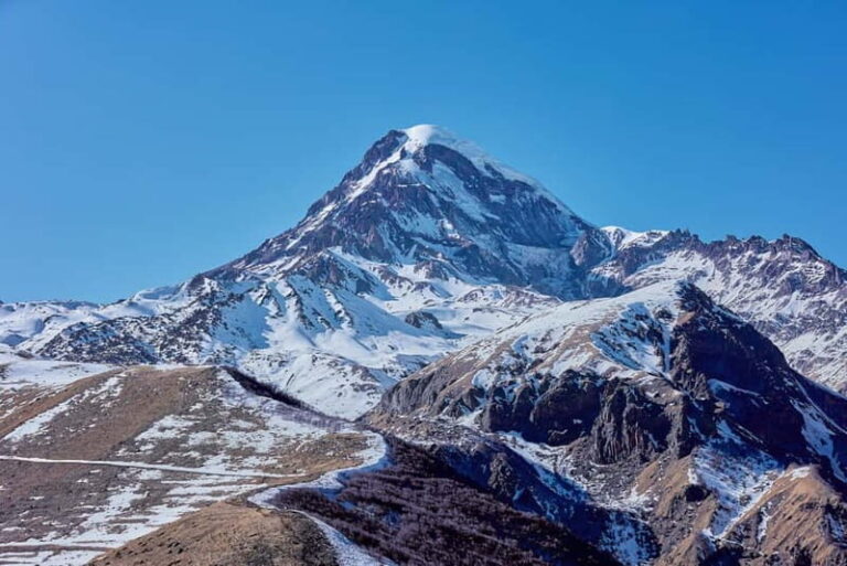 From Tbilisi: Ananuri, Gudauri, and Kazbegi Tour with Guide - What Makes This Tour Stand Out?