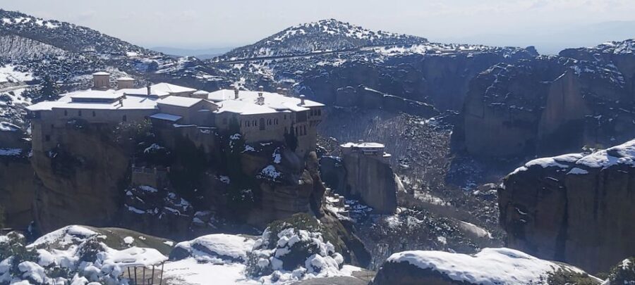 From Thessaloniki: Private Day Trip to Meteora with Transfer - Exploring Meteora: What Makes It Special