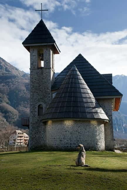 From Tirana: 10-Day Albanian Cultural Tour with a Guide - Berat: The "City of a Thousand Windows"