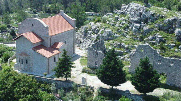 From Tirana: Church of Saviour, Spac Prison & Wine Tasting - Exploring the Stops in Detail