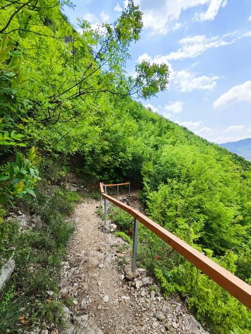 From Tirana: Pëllumbas Cave hiking & Petrelë Castle tour - A closer look at the tour