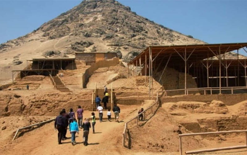 From Trujillo: Huacas de Moche, Chan & Huanchaco Beach Tour - Exploring the Huacas del Sol and Huaca de la Luna