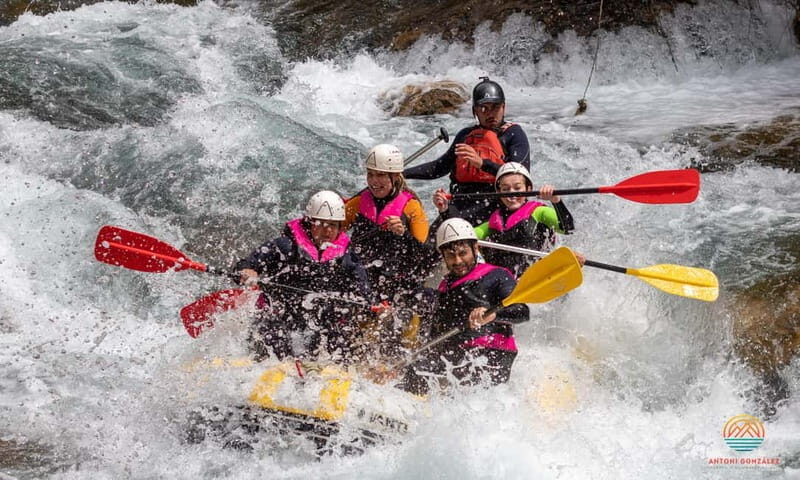 From Valencia: Montanejos with Rafting, Kayaking or Hiking - Discovering Montanejos: Nature’s Hidden Gem Near Valencia