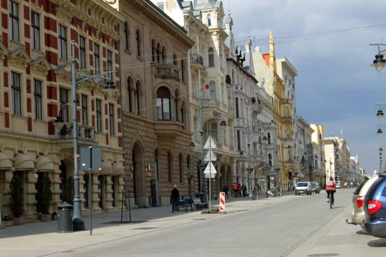 From Warsaw: Lodz & Litzmannstadt Jewish Ghetto Private Tour - Starting from Warsaw: Comfortable and Convenient