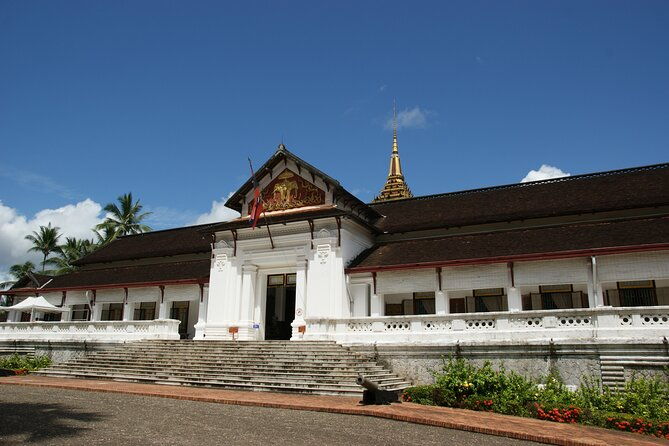 Full-Day Luang Prabang Highlights Tour Including Kuangsi Waterfall - An In-Depth Look at the Luang Prabang Highlights Tour