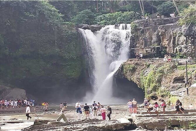 Full Day Private Tour from Tegenungan Waterfall to Tanah Lot - Exploring Bali in a Day: Tegenungan Waterfall to Tanah Lot