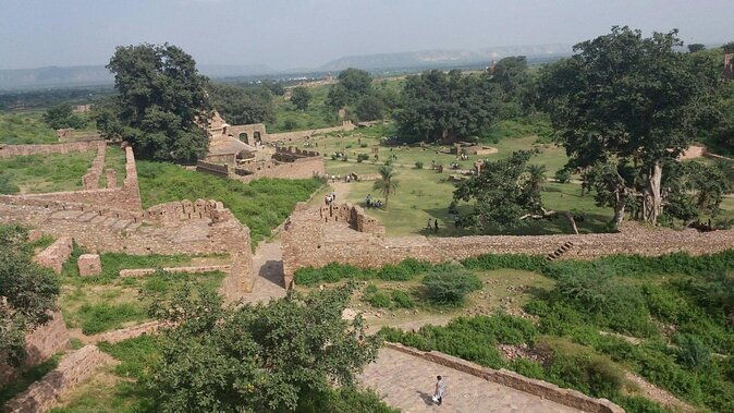 Full Day Tour to Abhaneri | Bhangarh Fort from Jaipur - Discover Rajasthans Hidden Treasures with a Full-Day Tour from Jaipur