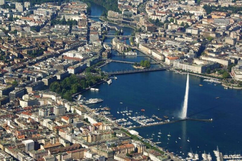Geneva: Private custom tour with a local guide - Key Points