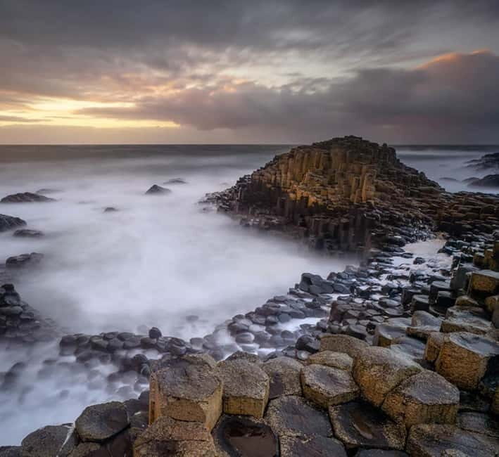 Giant's Causeway: Private Tour with Carrick-a-Rede bridge - An In-Depth Look at the Tour Experience
