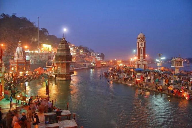 Golden Triangle With Ganges River - Key Points