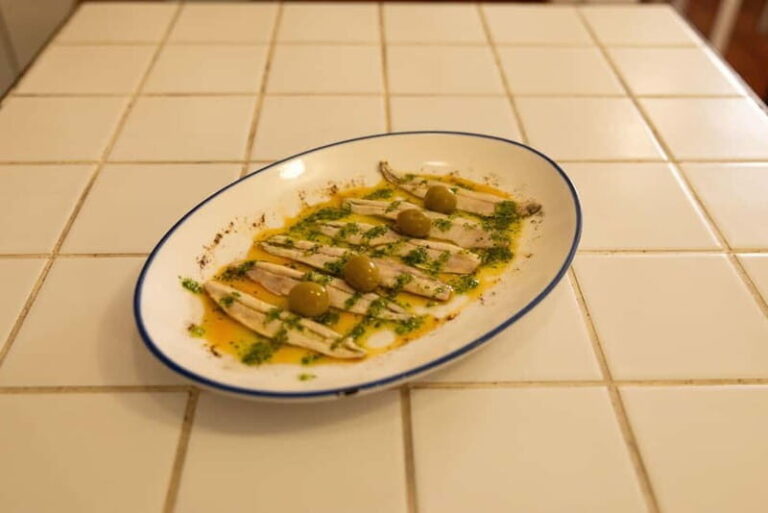 Gourmet Tapas: Local Tasting Menu at a Hidden Restaurant in Barcelona - Detailed Breakdown of the Menu