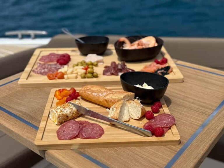 Gran Canaria: Private Luxury Boat Charter with Food & drinks - Who Will Love This Experience?