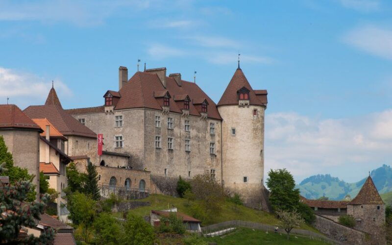 Gruyères, Cheese and Chocolate: Private Guided Tour - Key Points
