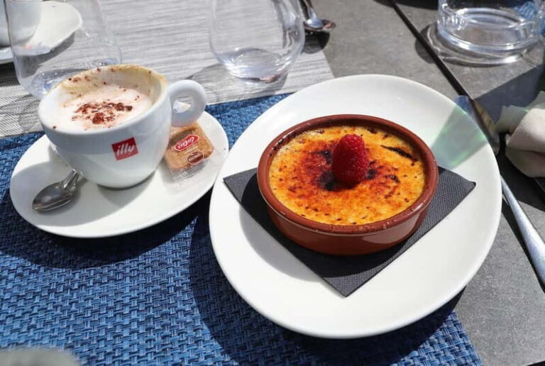 Guided tour of Cannes with official guide - The Itinerary: From Suquet to the Seaside