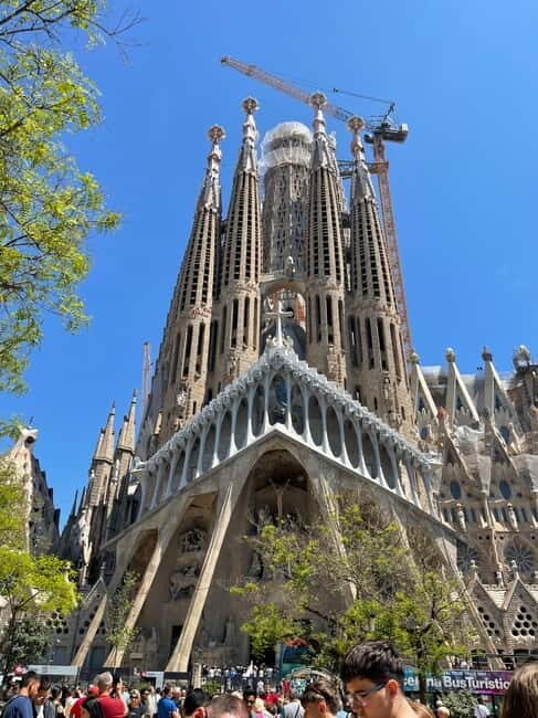Guided Tour of Sagrada Familia - Gaudi's dream - FAQ