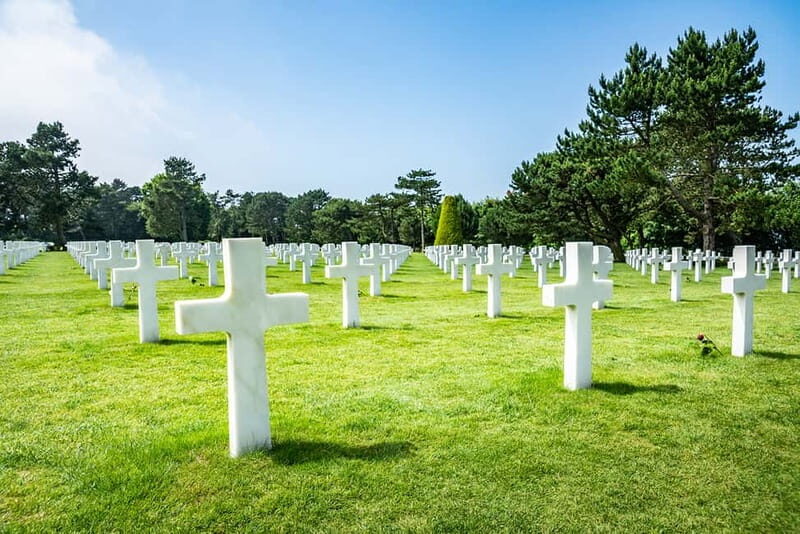 Guided Tour of the Landing Sites and the Memorial of Caen - Transport, Timing, and Group Size