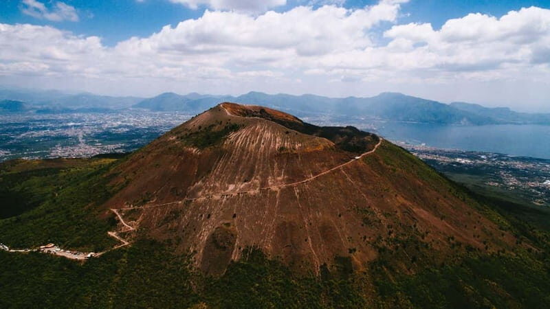 Guided Tour Pompeii And Vesuvius from Positano Skip the Line - The Itinerary: A Step-by-Step Look