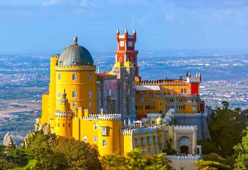 Guided Tour to Sintra, Pena,Regaleira,Cabo da Roca & Cascais - Coastal Wonders and Scenic Stops