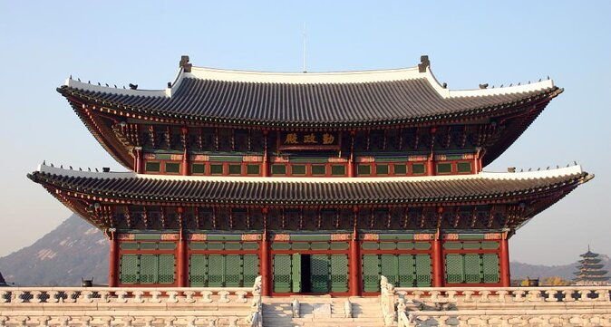 Gyeongbokgung Palace and Seoul highlights (Small group) - Key Points
