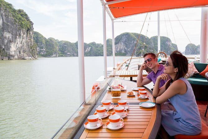 Ha Long Bay Day Tour with Lunch, Kayak, Cave explore - The Itinerary in Detail