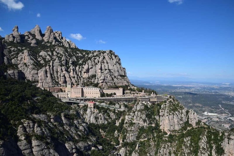 Half-Day Guided Tour of Montserrat & Sagrada Familia - A Detailed Look at the Tour Itinerary