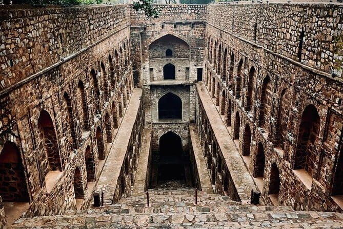 Half day Old and New Delhi Tour on Iconic Landmarks - Key Points