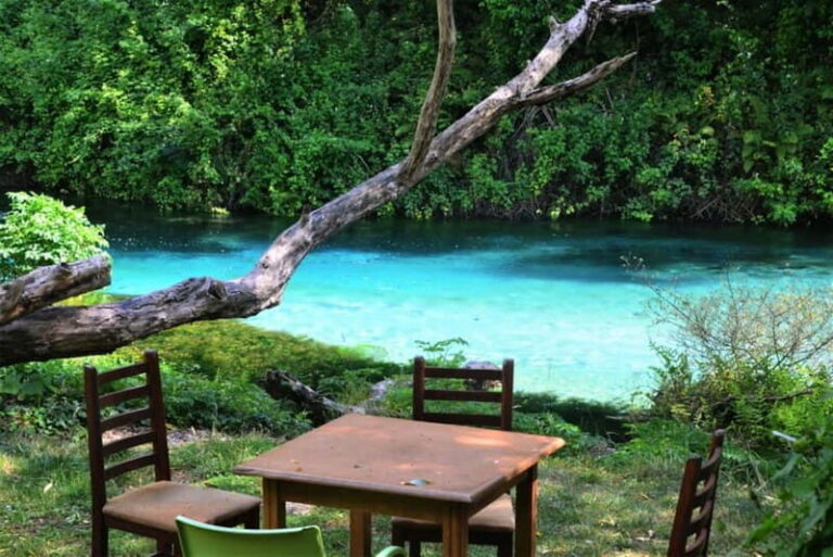 Half day trip to the Blue Eye - Who Will Love This Tour?
