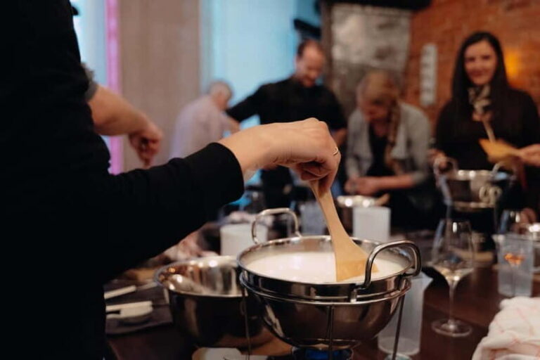 Hamburg: Mozzarella course with accompanying wines (Alte Schmiede Ottensen) - What to Expect: Step-by-Step of the Mozzarella Journey