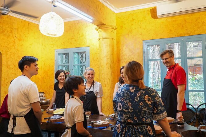 Hanoi Cooking Class: Local Market Tour & Free Local Wine Tasting - Key Points