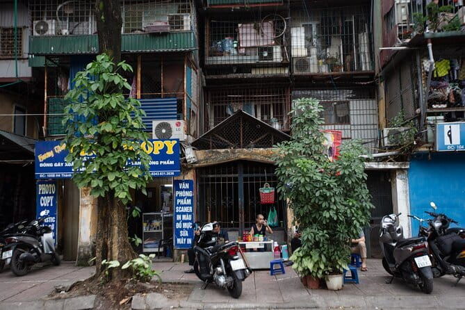 Hanoi Street Photography in a Vintage Community - Key Points