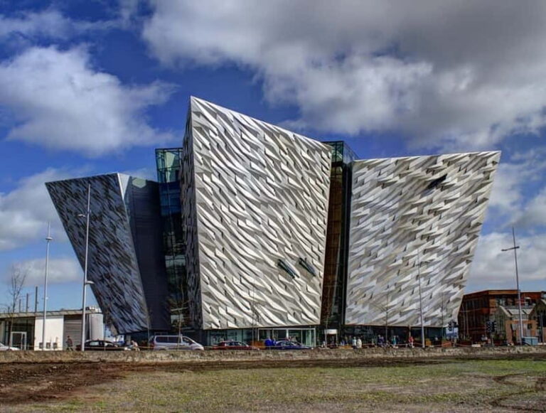 Highlights of Belfast - Private City Tour - An Overview of Belfast in 2.5 Hours