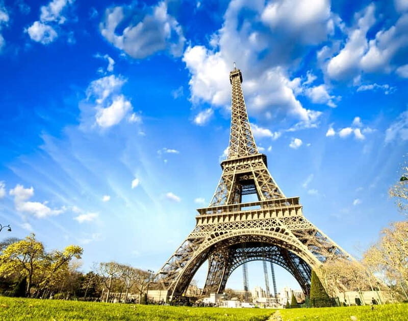 Highlights of Paris Bike Tour in English or Dutch