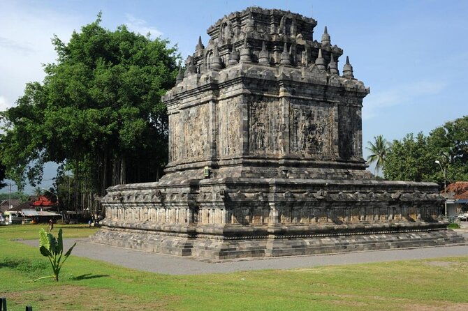Hill's Sunrise and Temples Tour from Yogyakarta - Experience Review: Hills Sunrise and Temples Tour from Yogyakarta