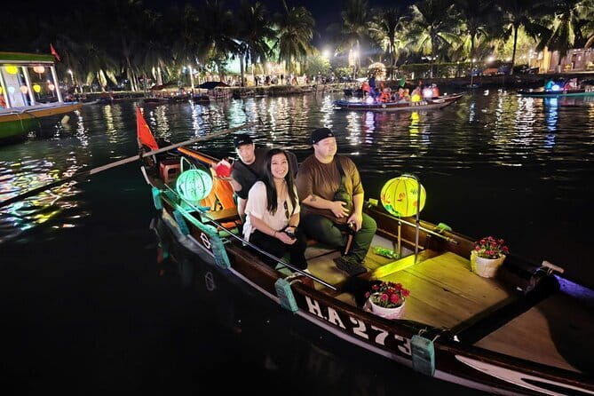 Hoi An Walking Tour, Sampan Boat Trip , Foodie Tour by Night - Who Should Book This Tour?  