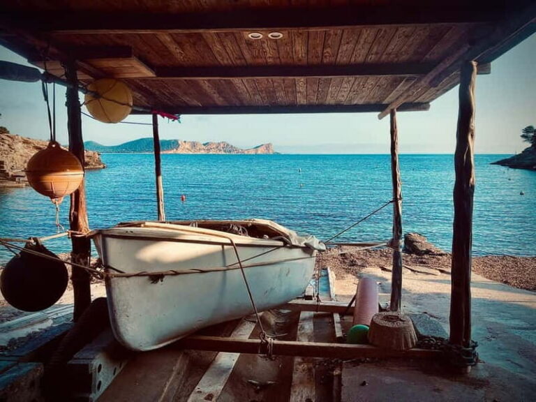 Ibiza: Half Day Island Tour with Iconic Photo Spots - The Itinerary in Detail: What to Expect at Each Stop
