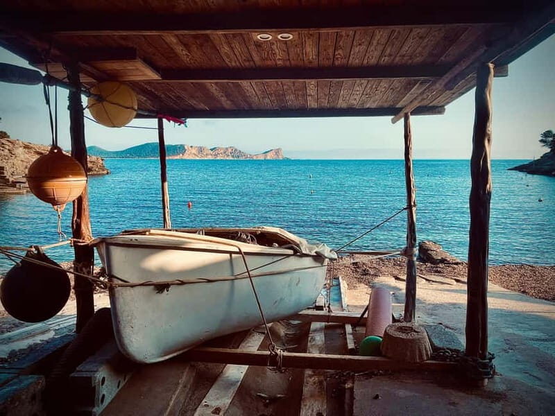 Ibiza: Half Day Island Tour with Iconic Photo Spots - The Itinerary in Detail: What to Expect at Each Stop
