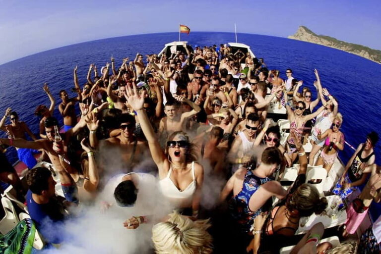 Ibiza Sunset Boat Party with 3hrs Open Bar + 3 Club Entries - The Itinerary in Detail