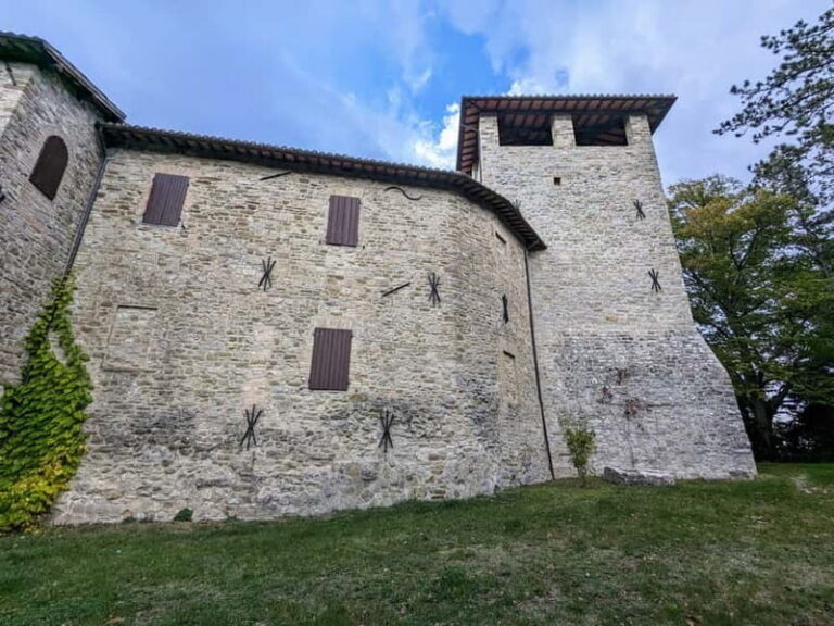 Il tour dei Castelli orientali di Gubbio: percorso in e-bike - Who Should Consider This Tour?