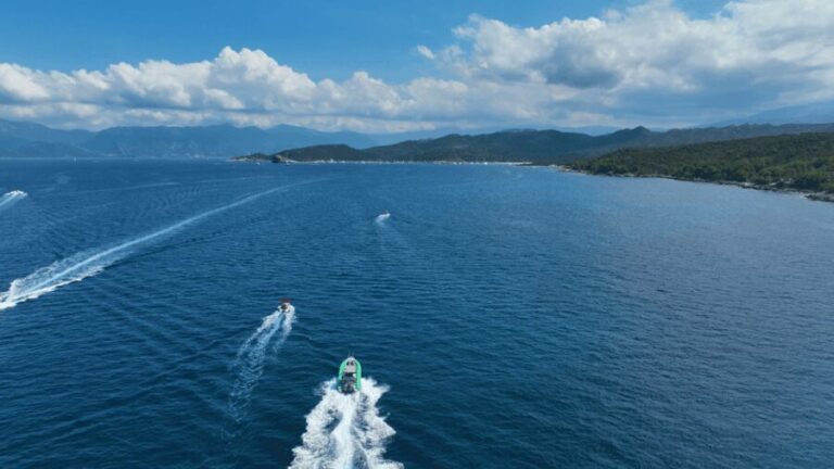 Ile Rousse: desert of the agriates : Saleccia - Ghignu - The Beaches: Saleccia and Ghignu