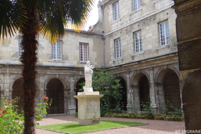 Enjoy the protestant era of La Rochelle - Key Points