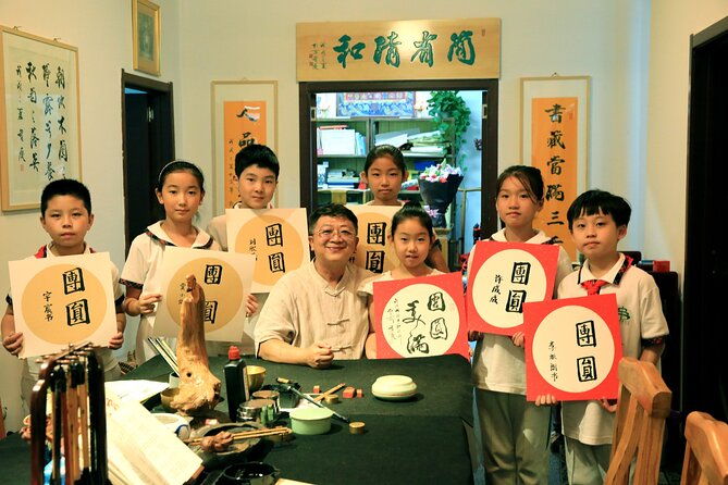 Immerse Yourself:Chinese Calligraphy Experience in Beijing Hutong - Key Points 