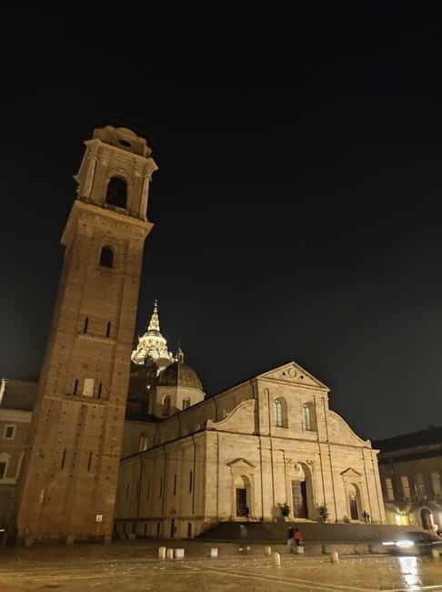 In Turin a walking tour between art and wine tasting - The Wine Tasting Experience