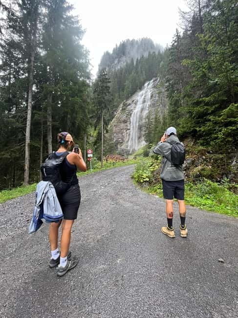 Interlaken: hike to an Alpine Lake and a Cozy Mountain Hut. - Key Points