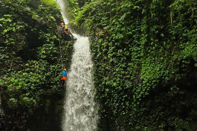 Intermediate canyoning trip in Bali " Samba canyon " - Pickup & Welcome