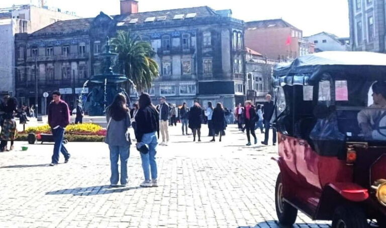 Invincible City of Porto Walking Tour - The Itinerary: A Closer Look at What Youll See