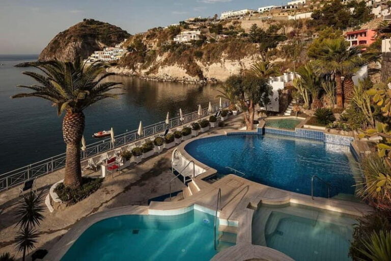 Ischia: Relaxation at Aphrodite Thermal Park+ Borgo Sant Angelo+ transfers - Detailed Breakdown of the Itinerary