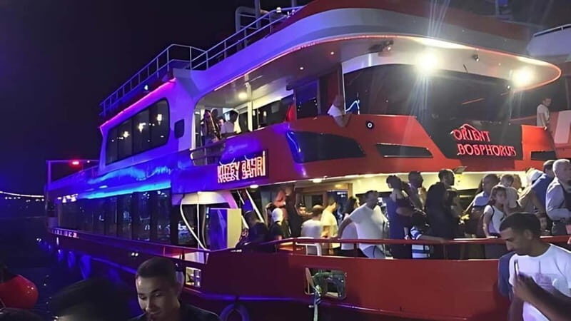 Istanbul: Bosphorus Dinner Cruise - Analyzing the Value