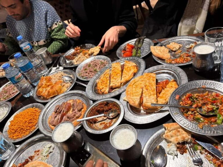 Istanbul: Enjoy Turkish Food Like a Local (Lunch/Dinner) - What Makes the Food Special?