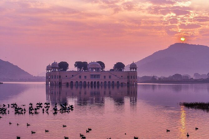 Jaipur Sunrise Tour with Morning Flower Market Walk - Jaipur Sunrise Tour with Morning Flower Market Walk: An In-Depth Review
